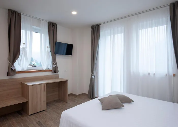 Konukevi Alle Arce 3*